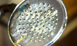 Sirke ve karbonatı unutun! Kireçleri temizlerken etkisi iki kat daha güçlü
