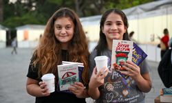 Bornova’da Kitap Günleri coşkusu sürüyor