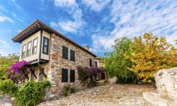 Restore edilen Rum evleriyle Şirince’nin yeni rakibi oldu! Mimarisini gören hayran kalıyor