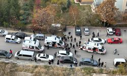 Adliye önünde silahlı saldırı: 3’ü ağır 5 yaralı!