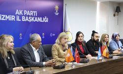 AK Kadın İzmir’den 25 Kasım mesajı: 'Şiddet insanlık suçudur'