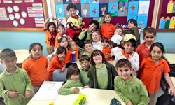 Alaçatı’da miniklerden Şanlıurfa’daki öğrencilere destek