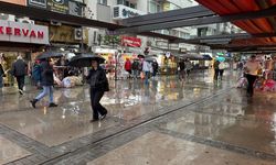 İzmir’i sağanak vurdu: En çok etkilenen ilçe açıklandı!