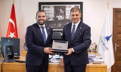 Başkan Tugay, Guatemala Büyükelçisi Recinos’u ağırladı