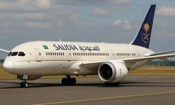 Uçakta 'bomba' paniği: Tüm kabin boşaltıldı