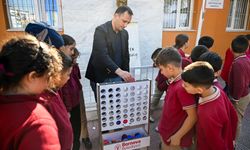 Bornova’da eğitime destek sürüyor