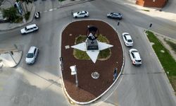 Buca’da kurakçıl peyzajla yeşil alanlarda büyük dönüşüm