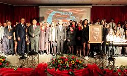 Çeşme'de 24 Kasım Öğretmenler Günü törenle kutlandı