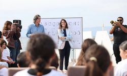 Çeşme’de ‘Harflerin Çeşmesi’ tanıtıldı