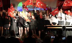 Çeşme’de öğretmenlere anlamlı jest