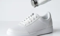 Ayakkabılarınızda kötü koku mu var? Bu yöntemi öğrenince şaşıracaksınız!