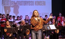 Çocukların sesiyle Atatürk’e muhteşem anma