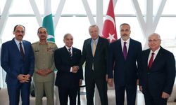 Erdoğan-Pakistan zirvesi Bakü’de gerçekleşti: İşte gelişmeler