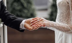 Yeni evlenecek çiftlere müjde! Aile ve gençlik fonu güncellendi