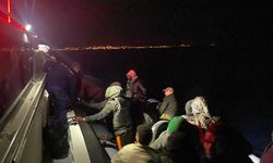İzmir açıklarında dram: 43 düzensiz göçmen yakalandı