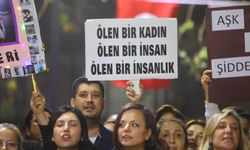 Hiçbir kadın yalnız yürümeyecek: Karabağlar’dan güçlü mesaj