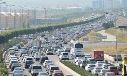 Sabah mesaisi kabusa döndü: İstanbul’da trafik yüzde 74’e çıktı