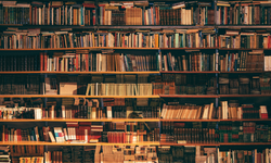 İzmir’de kütüphanelerin yeni çalışma saatleri belli oldu