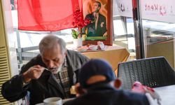 İzmir Kent Lokantaları’nda 10 Kasım’da ücretsiz yemek dağıtıldı