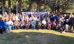 İzmir’de Kırkağaçlılar buluştu: Şair Eşref şiirleriyle anıldı