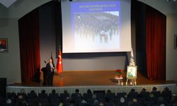 Karabağlar’da 10 Kasım söyleşisiyle Atatürk anıldı