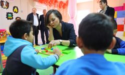 Karabağlar’da Çocuk Akademisi açıldı!