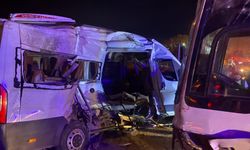 Kemalpaşa’da feci kaza: Çok sayıda yaralı var!