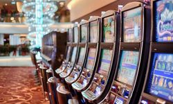 Milyonluk vurgun ortaya çıktı: 13 kumarhaneye kilit takıldı