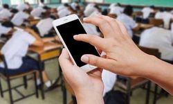 Liselere cep telefonu yasağı geliyor!