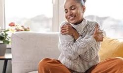 Öz sevgi geliştiren kişilerin yaptığı 5 güçlü davranış