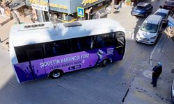 Seferihisar’da farkındalık otobüsü sokaklarda!