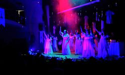 ‘Sevgi Elçileri’ oyunu Bornova’da ilk kez sahnelendi