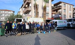 Temizlik ekipleri ihtiyaç duyulan yerde seferber oldu