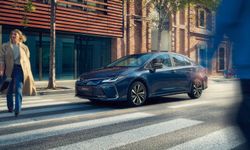 Toyota'dan yıl sonu çılgınlığı! Yeni Corolla'da tam 350.000 TL indirim ve faizsiz kredi fırsatı!