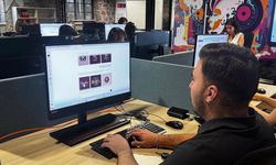 İzmir’de gençler dijital dünyaya adım atıyor | Bu eğitim kaçmaz!