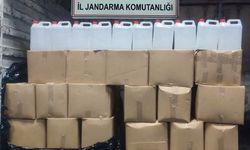 İzmir’de sahte içki alarmı: Milyonluk etil alkol ele geçirildi