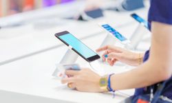 Aralık 2025’in en çok satan telefonları: Pazarı iki marka domine etti!