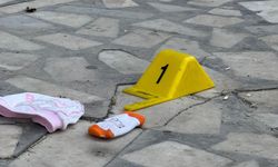 Kan donduran olay! 2 aylık bebeğini 4. kattan aşağı attı