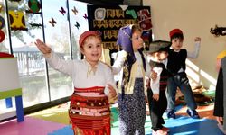 Bornovalı minikler Yerli Malı Haftası’nı coşku içinde kutladı