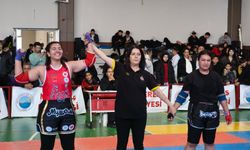 Bostanlıspor Muaythai’de tarih yazdı: 6 final, 2 şampiyonluk