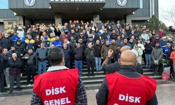 Buca’da 2 bin işçi iş bıraktı: 'Çöp dağlarının sorumlusu biz değiliz'