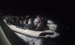 İzmir kıyılarında hareketli saatler: Düzensiz göçmenlere iki ayrı müdahale