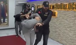 İzmir’de dehşet! Küçük oğul, anne, baba ve abisini katletti