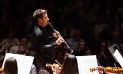 İzmir Oda Orkestrası, Pablo Barragán ile büyüledi