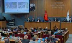 İzmir’de binlerce kişiyi ilgilendiren Onat Tüneli kararı Meclis’te