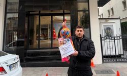 İzmir’de 'Bozkurt' tartışması sertleşti: Ülkü Ocakları CHP'ye oyuncak gönderdi