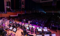 İzmirliler iki ustanın anısına AASSM’de buluştu