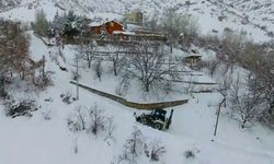 Kar ve tipi kabusu yolları vurdu | 12 köy yolu kapandı
