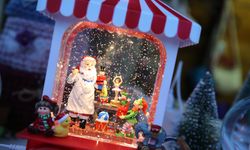 Karşıyaka’da yeni yıl heyecanı meydanlara taştı