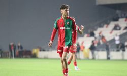 Karşıyaka’nın genç yıldızı Adem Yeşilyurt milli takımda!